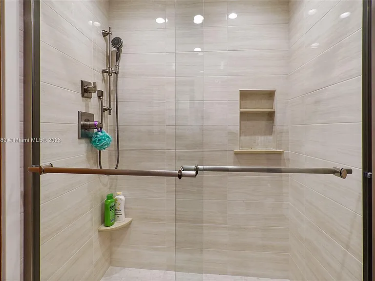 900 Ocean Ave #108 — Photo 24