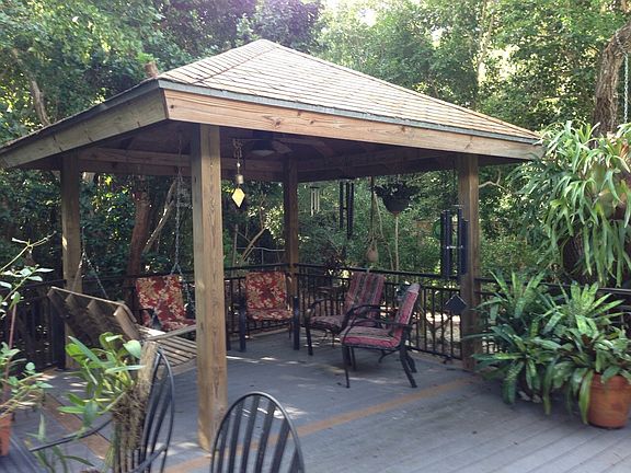 Gazebo on Trex deck