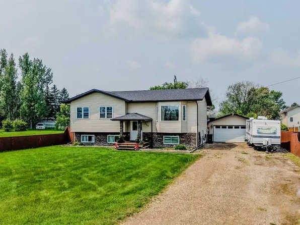 229 E 2a St, Stirling, AB T0K 2E0
