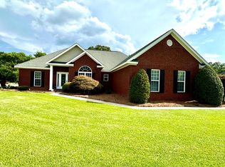 136 Pheasant Dr, Leesburg, GA 31763