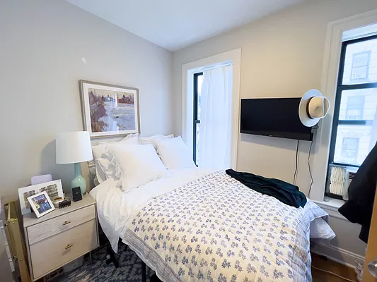 Rented by Denise Rosenblum, LREB | media 2