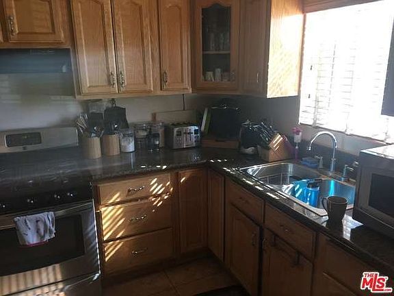 3rd image of 3843 W 59th Pl