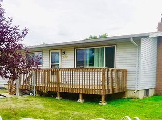 530 3rd Ave SE, Dickinson, ND 58601