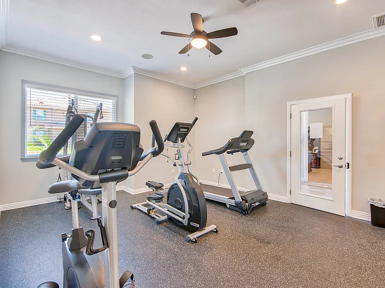 Baywood Villas — Photo 8