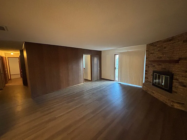 102 Chickasaw Ln — Photo 2