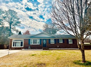 215 Thames Dr, Jacksonville, NC 28546