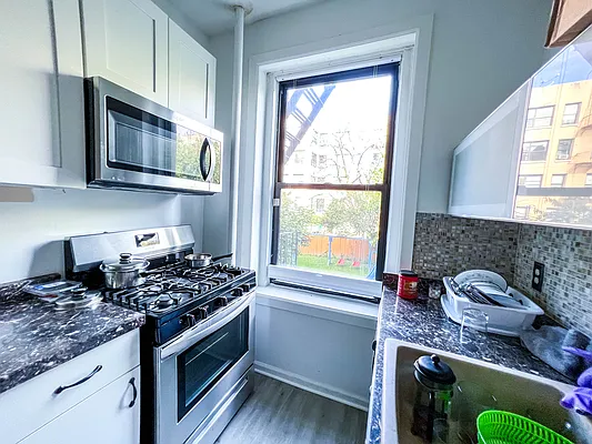 Rented by Voro New York | media 27