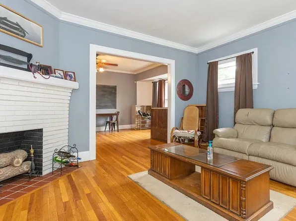 2460 Euclid Heights Blvd #1, Cleveland, OH 44106