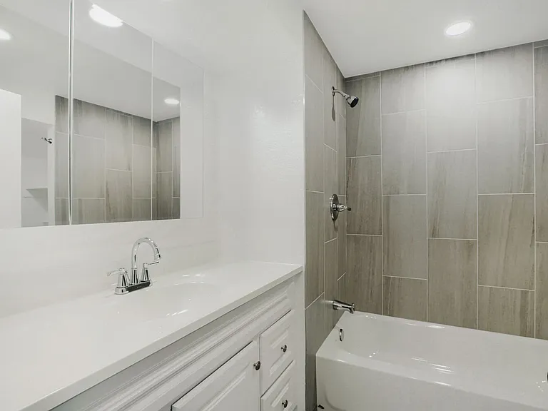 375 Depew St — Photo 21