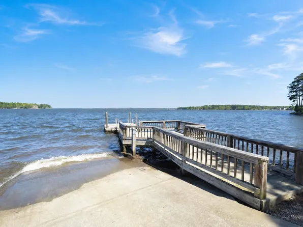 408 Settlers Trl, Lexington, SC 29072