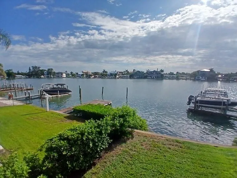 2505 Bay Blvd #1 — Photo 4