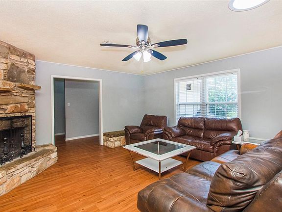 5th image of 1147 Euel Moore Dr