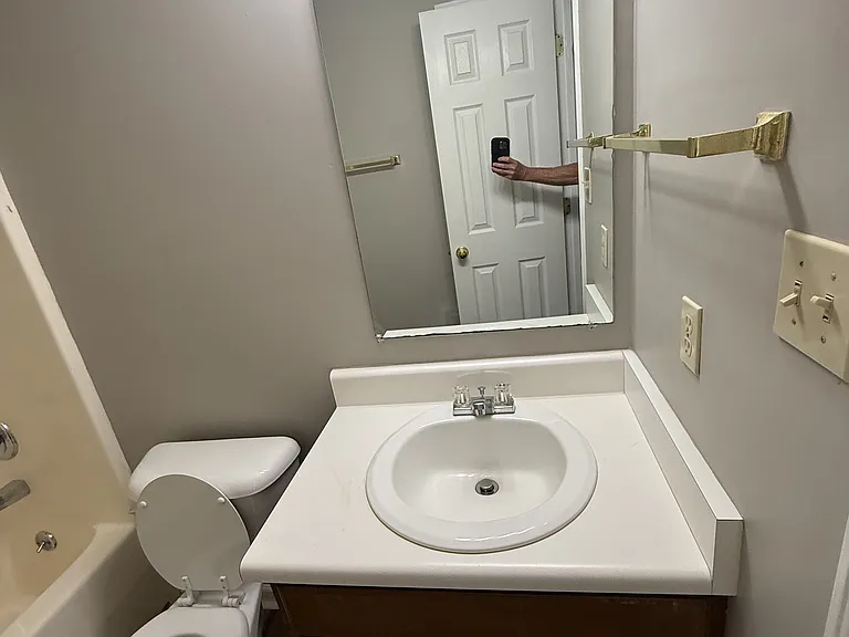 367 Templeton Dr — Photo 34