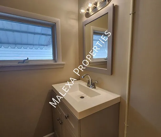 34 E Columbus Ave #2 — Photo 5