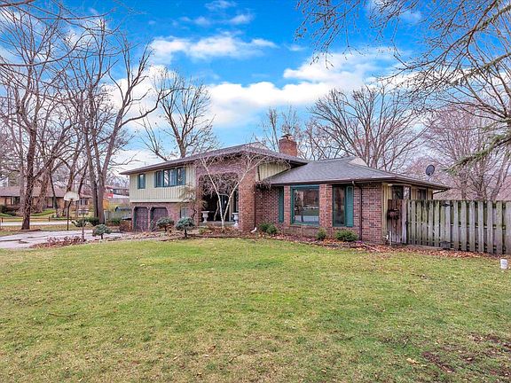 3rd image of 53247 Skylark Ct