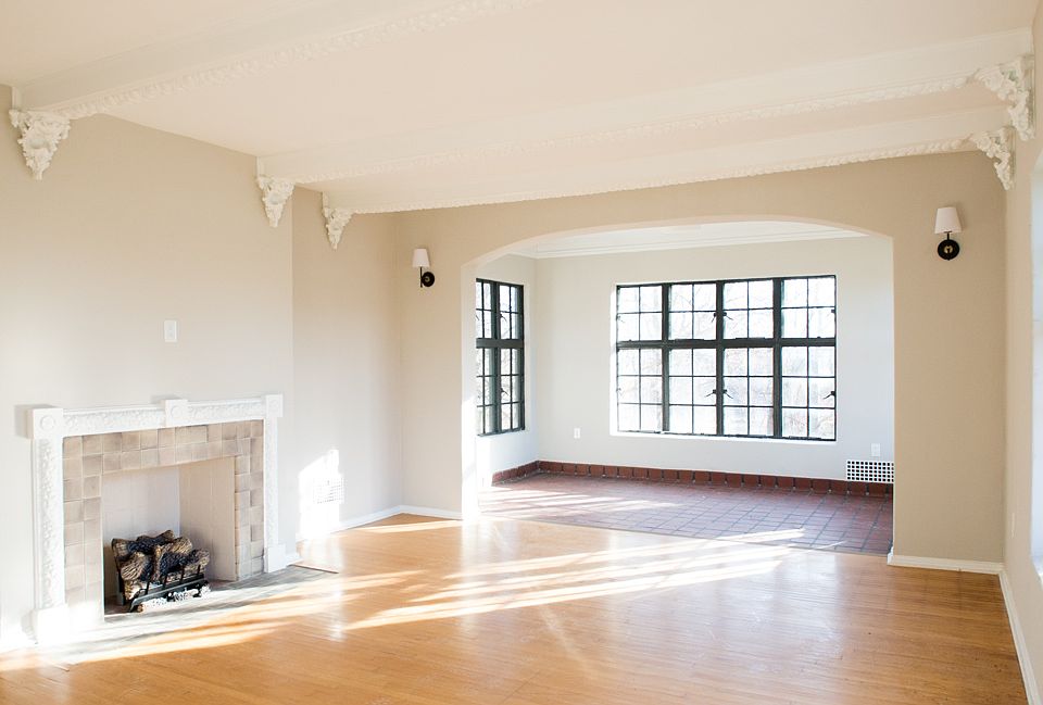 Living Room & Sunroom