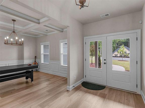 2nd image of 5 Tea House Ln