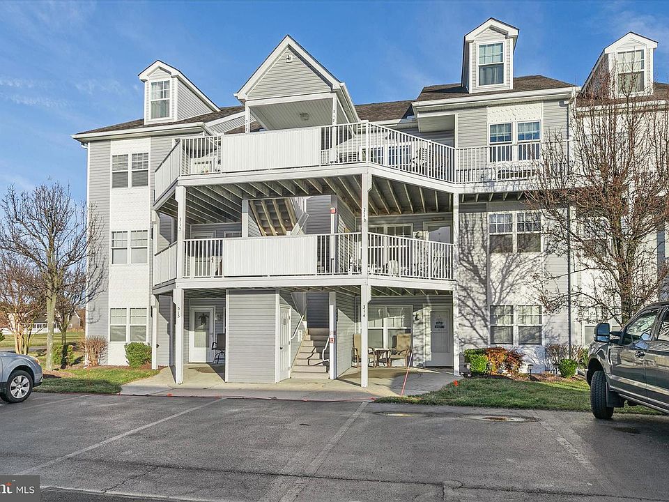 1st image of 30381 Crowley Dr Unit 318
