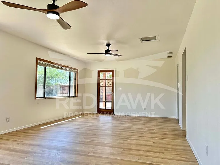6607 E Sheridan St — Photo 35