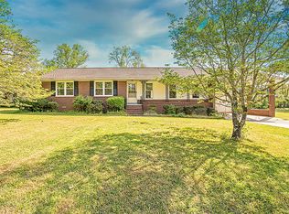 149 Valley Rd, Greenwood, SC 29646
