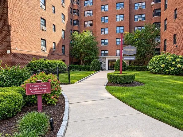 2 Fisher Drive #501, Mount Vernon, NY 10552