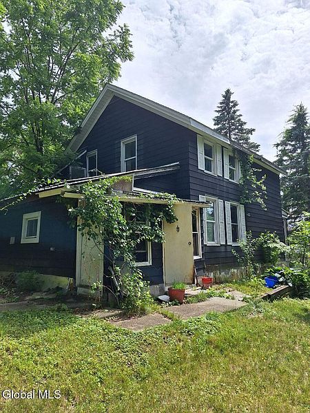 2nd image of 3 Billings Avenue