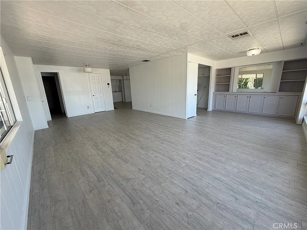 2 bed, 1344 sqft, $2,200 — Photo 4