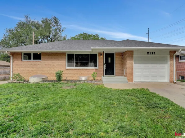 2121 N 61st St, Lincoln, NE 68505
