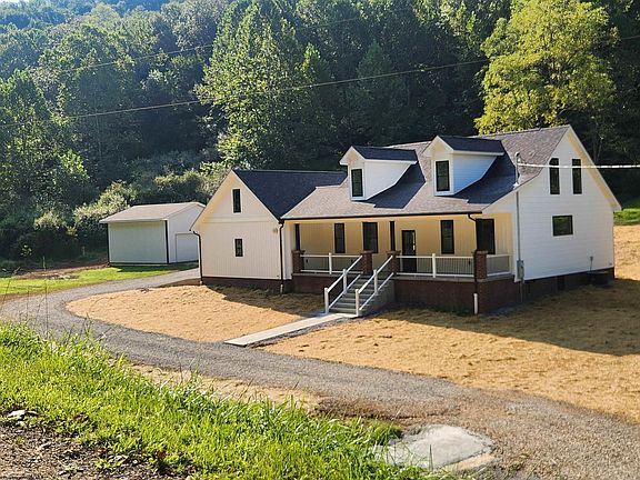 4th image of 596 E Run Rd