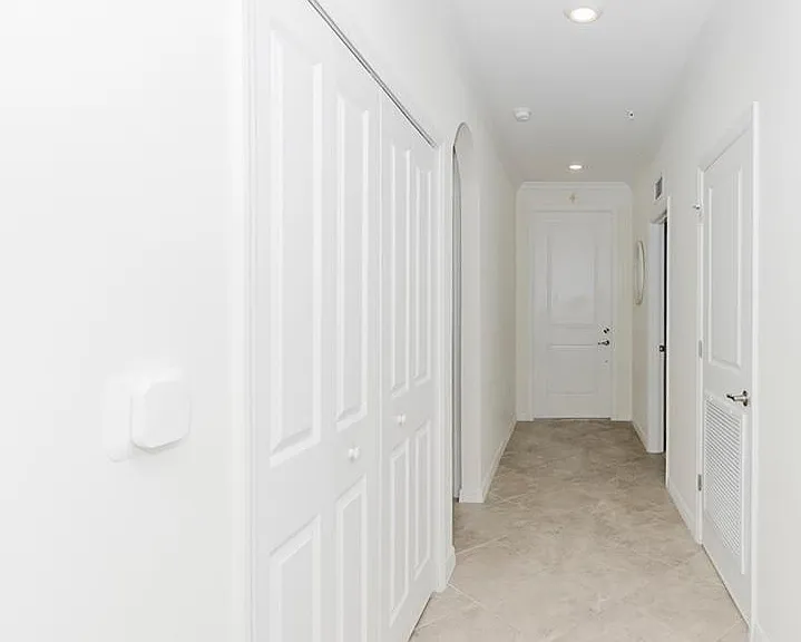 6034 National Blvd #523 — Photo 18