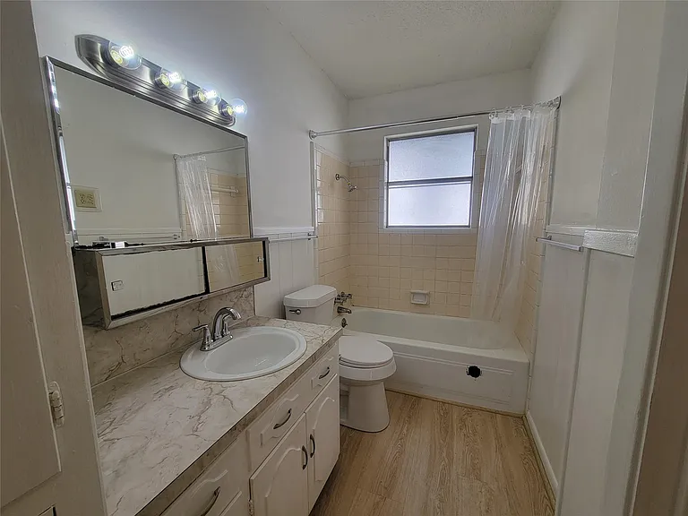 5806 Nassau Dr #A — Photo 17
