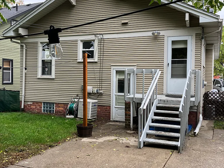 311 E Lewiston Ave — Photo 38