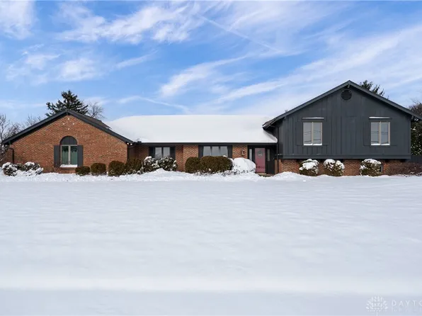 795 Stonequarry Rd, Dayton, OH 45414