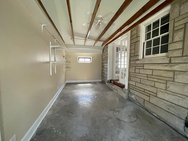 501 Fairlawn Rd — Photo 14