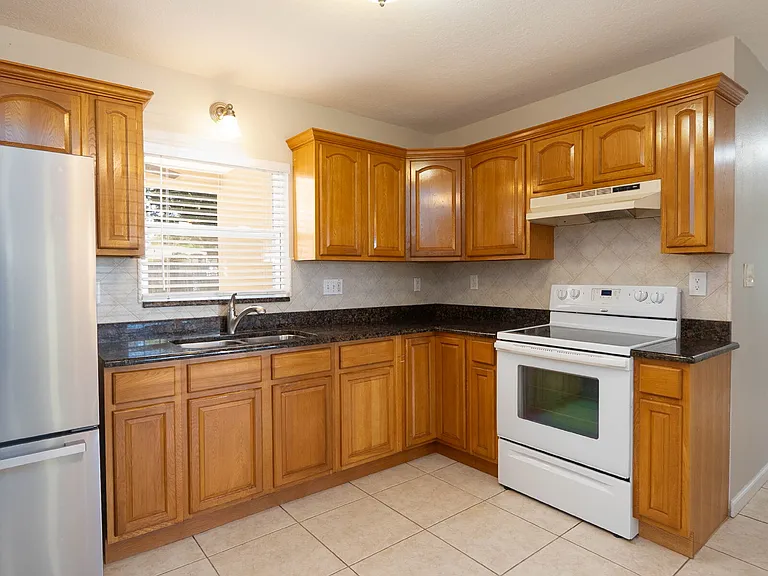 2714 Grand Cayman St — Photo 22