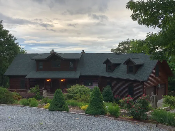 2585 Ivy Ln, Pisgah Forest, NC 28768