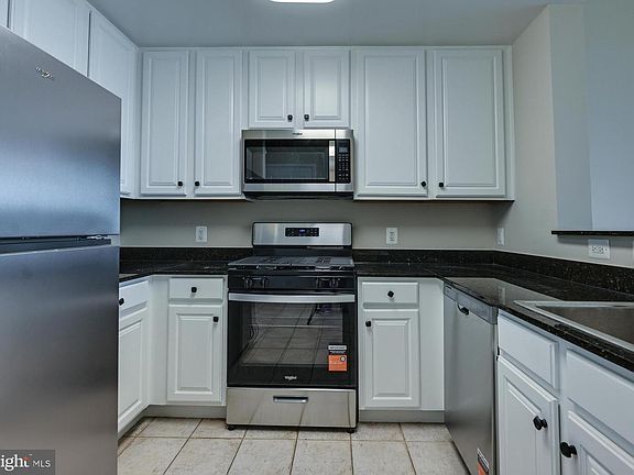 3rd image of 11710 Old Georgetown Rd APT 1404
