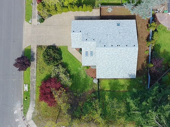 4th image of 149 73rd St