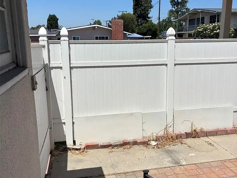10007 Cole Rd — Photo 9