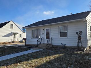 1616 1st Ave SE, Austin, MN 55912