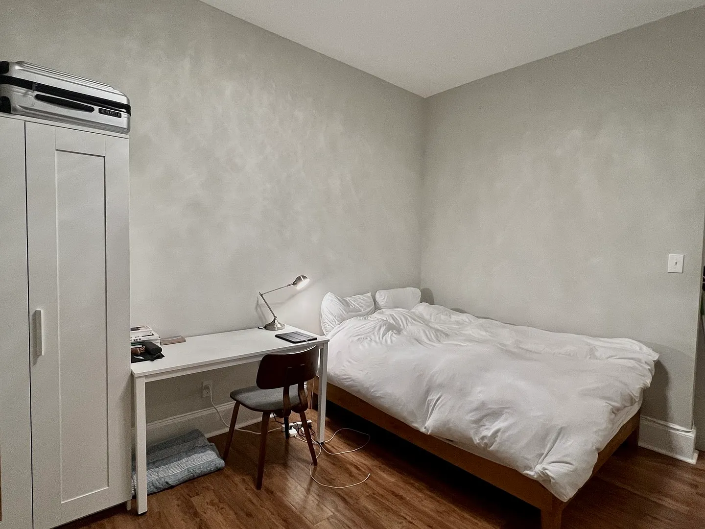 Studio, 500 sqft, $2,400 — Photo 1