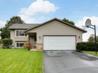 15585 Darling Path, Rosemount, MN 55068