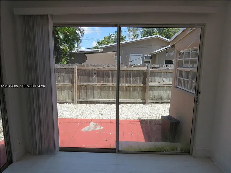 1937 Taylor St #1 — Photo 9