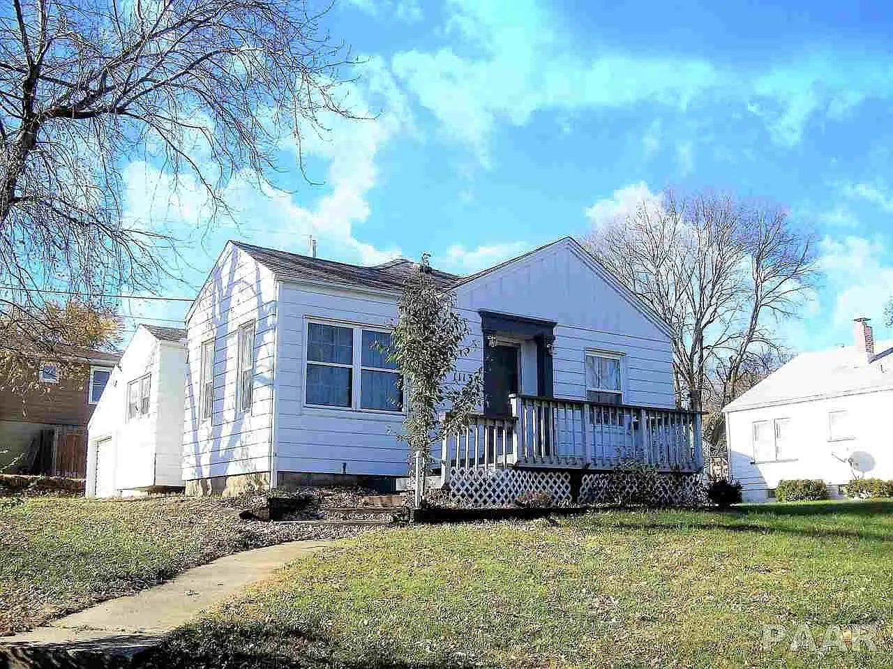 1113 S 10th St photo 1