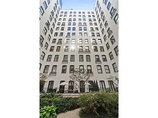 Rented by Compass | media 11