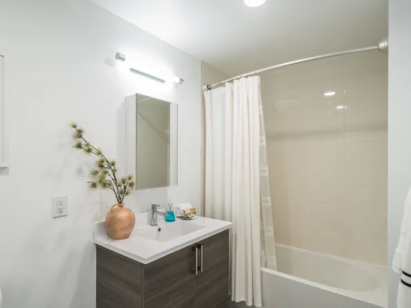 2030 Hudson Street image 26 of 284