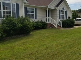 312 Hunters Farm Dr, Raleigh, NC 27603