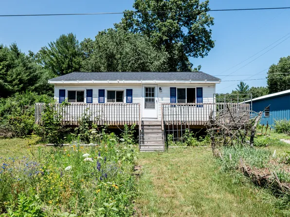11264 Keller Rd, Shelbyville, MI 49344