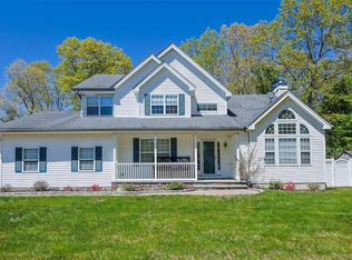 3 Sander Court, Middle Island, NY 11953