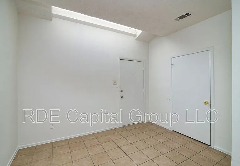 1423 Weiler Blvd — Photo 6